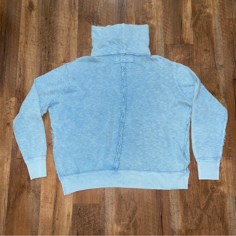 We The Free Free People Timmy Turtleneck Blue Oversized Sweater Women’s Large - Picture 2 of 13